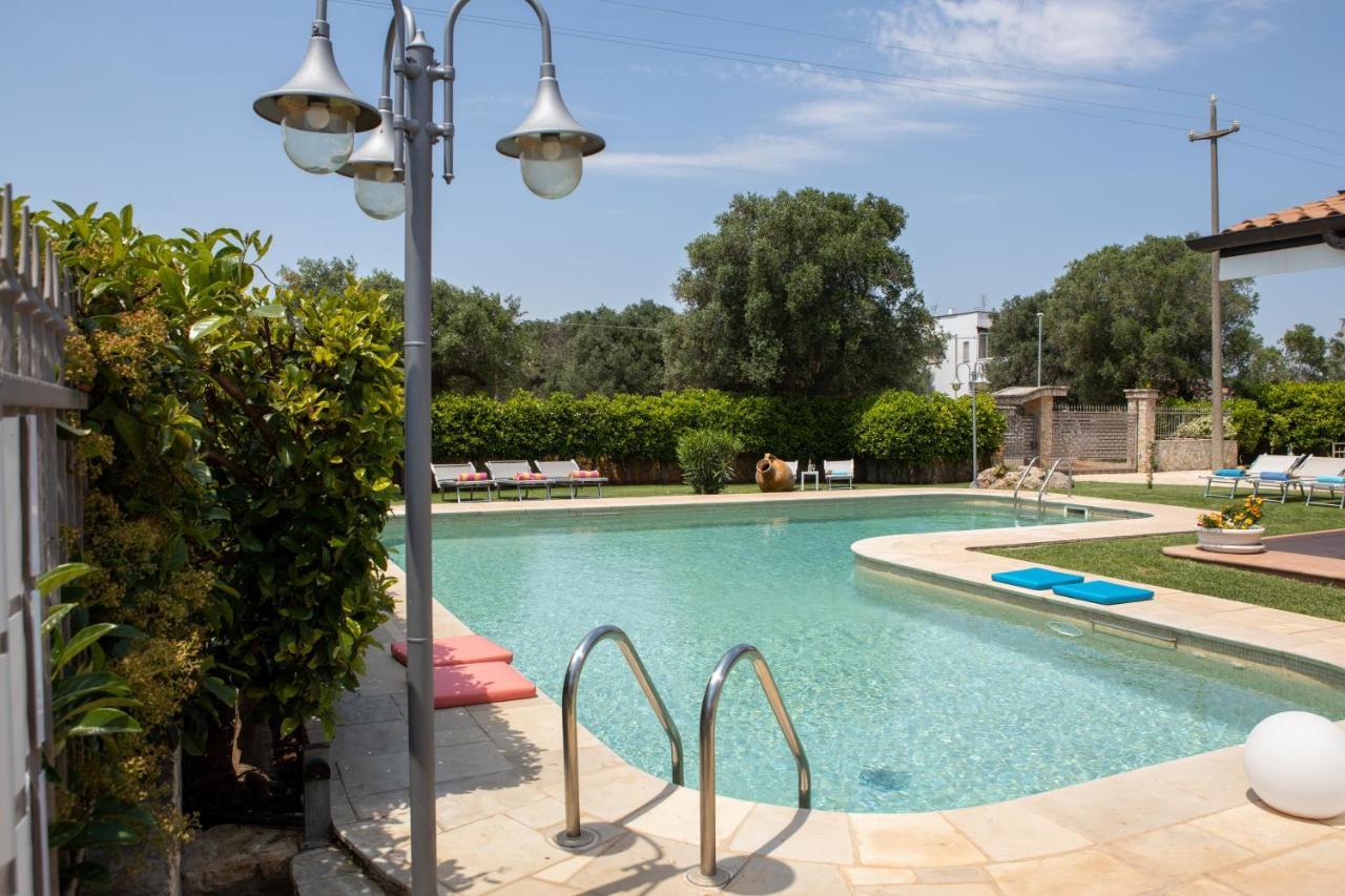 Ellea Resort San Michele Salentino Esterno foto