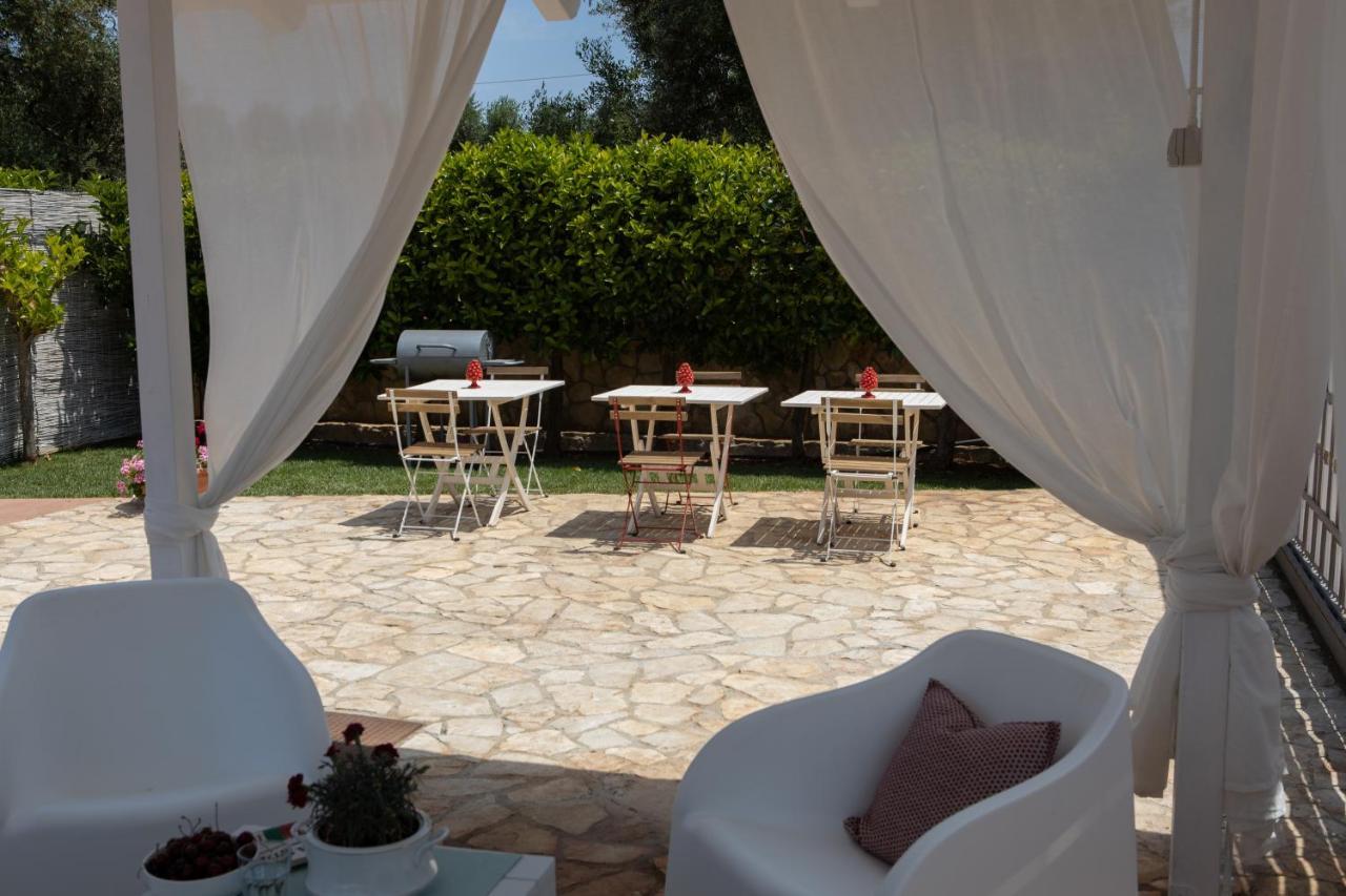 Ellea Resort San Michele Salentino Esterno foto