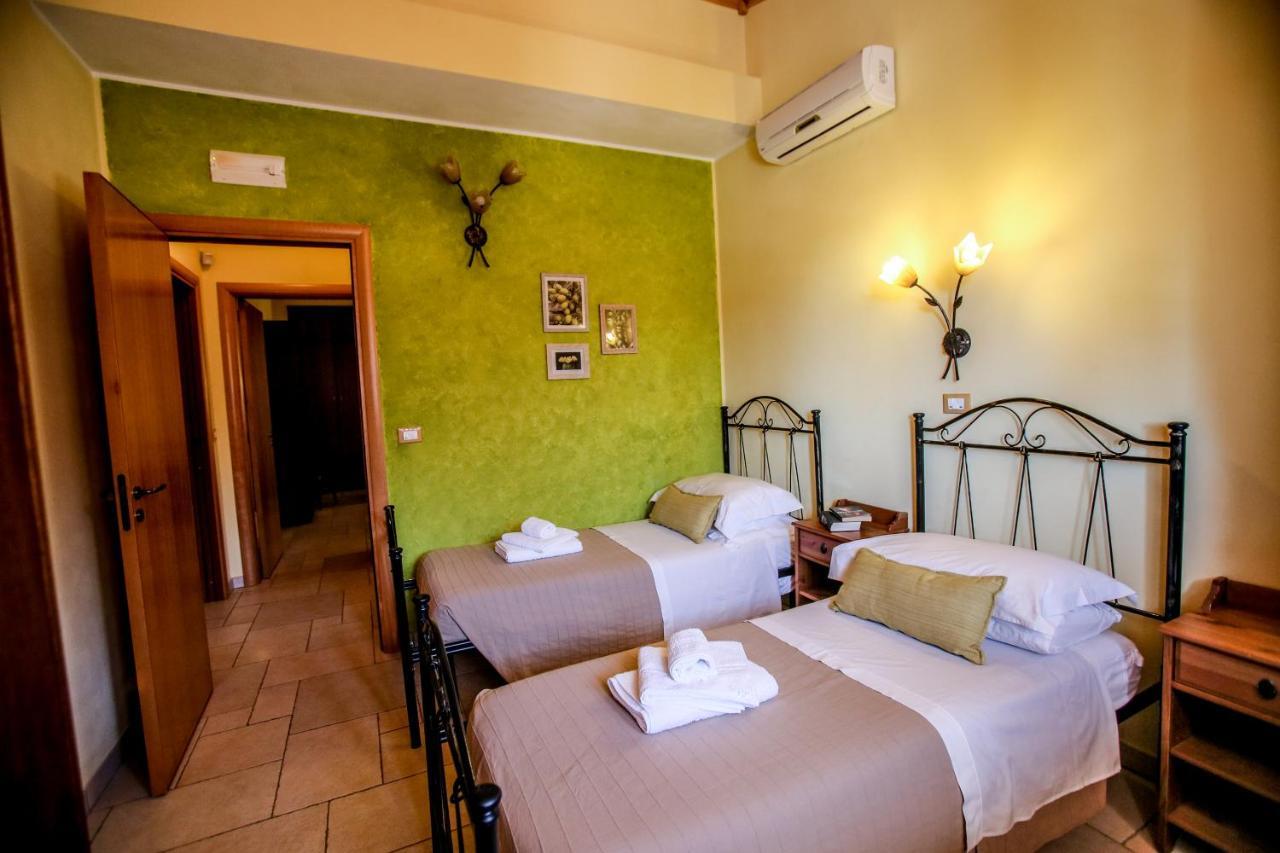 Ellea Resort San Michele Salentino Esterno foto